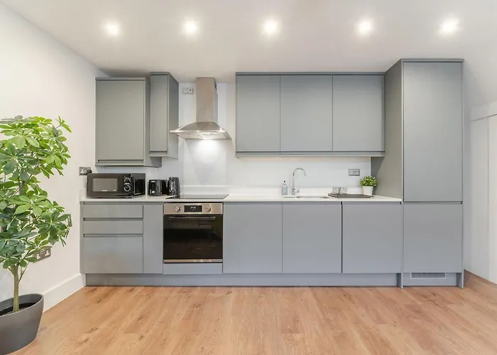 The Perfect Stay London, Home With 2 Bedrooms 1 Bath - Battersea, Vauxhall And Nine Elms